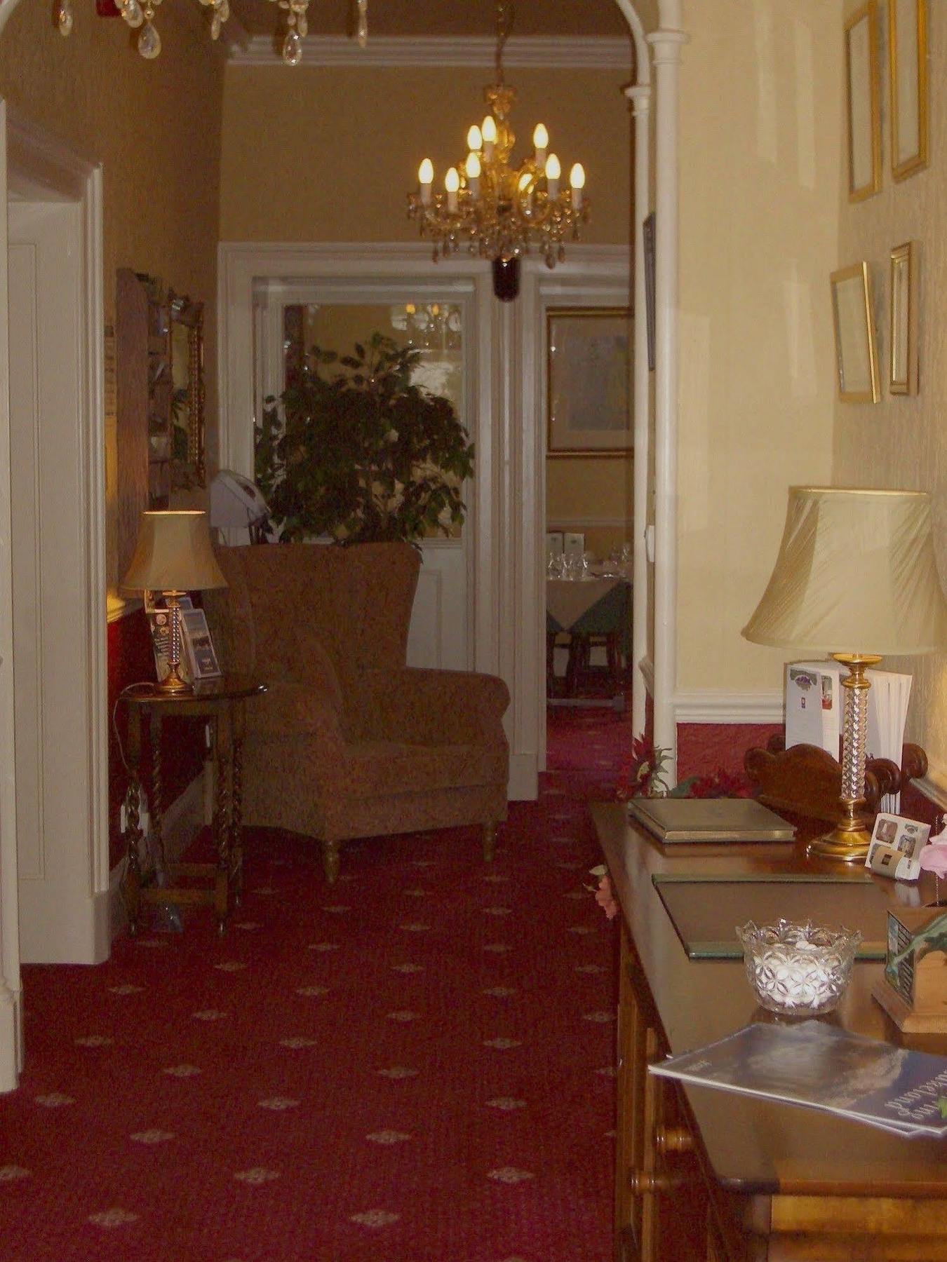 Oakbank House Hotel Bowness-on-Windermere Eksteriør billede